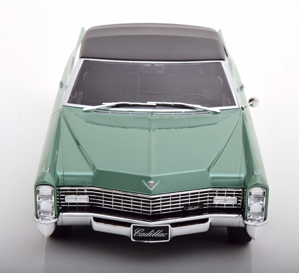 1:18 KK-Scale Cadillac DeVille with Softtop 1967 lightgreen-metallic