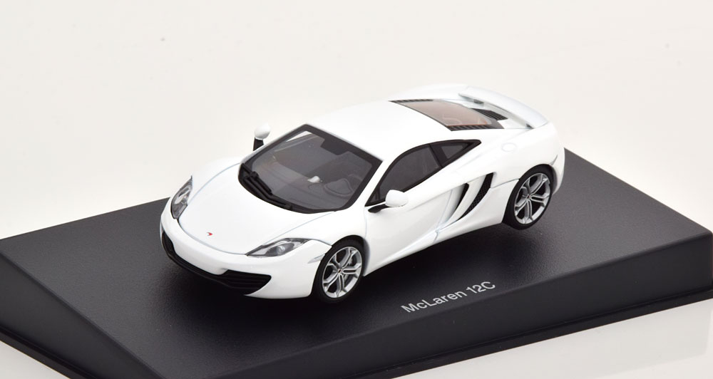 1:43 AUTOart McLaren MP4-12C 2011 white