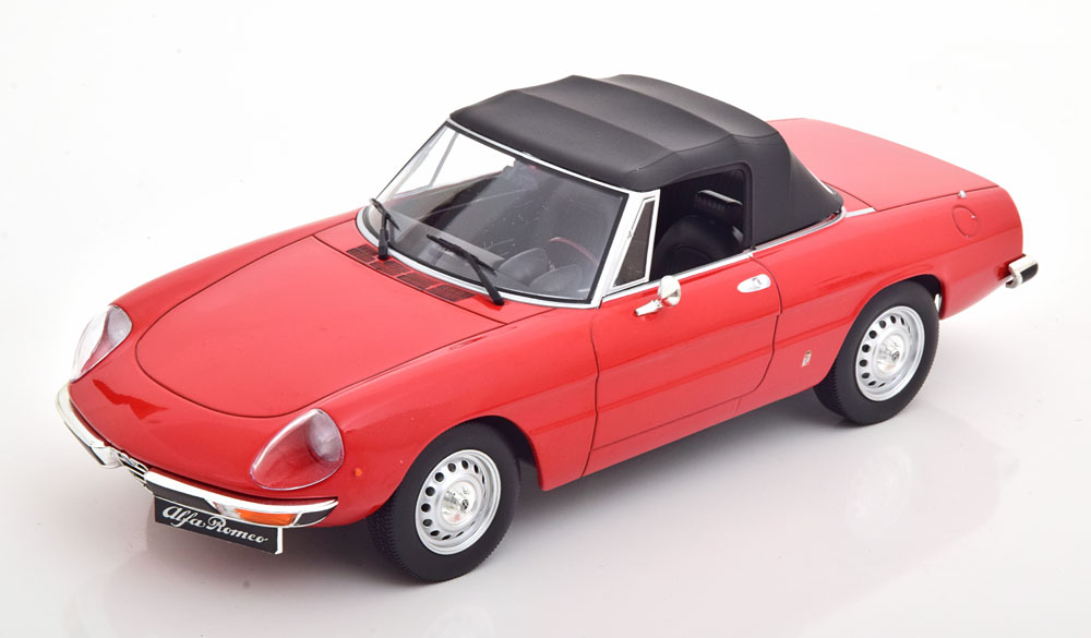 1:18 Norev Alfa Romeo 2000 Spider with removable Softtop 1978 red