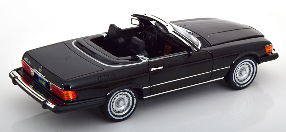 1:18 Norev Mercedes 450SL R107 US-Version American Gigolo 1979 black