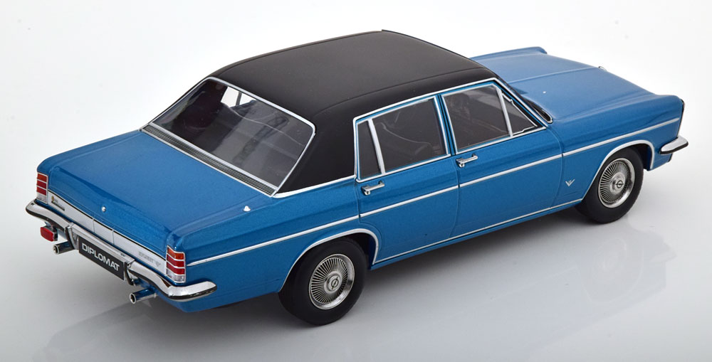 1:18 Norev Opel Diplomat V8 1969 bluemetallic/matt-black