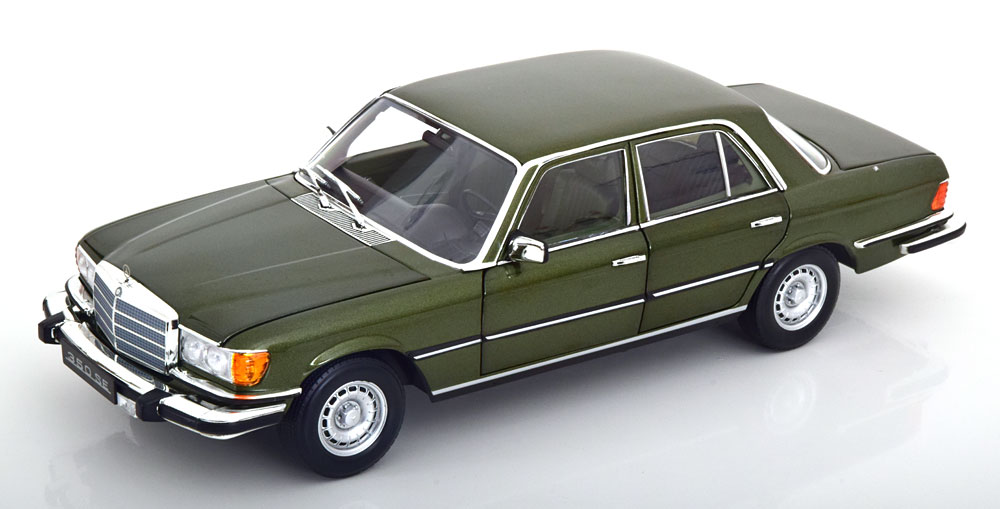 1:18 Norev Mercedes 350 SE W116 US-Version 1973 darkgreen-metallic
