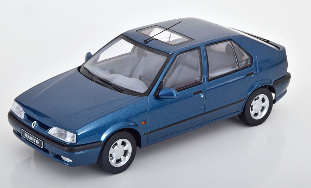 1:18 Triple 9 Renault 19 1994 bluemetallic
