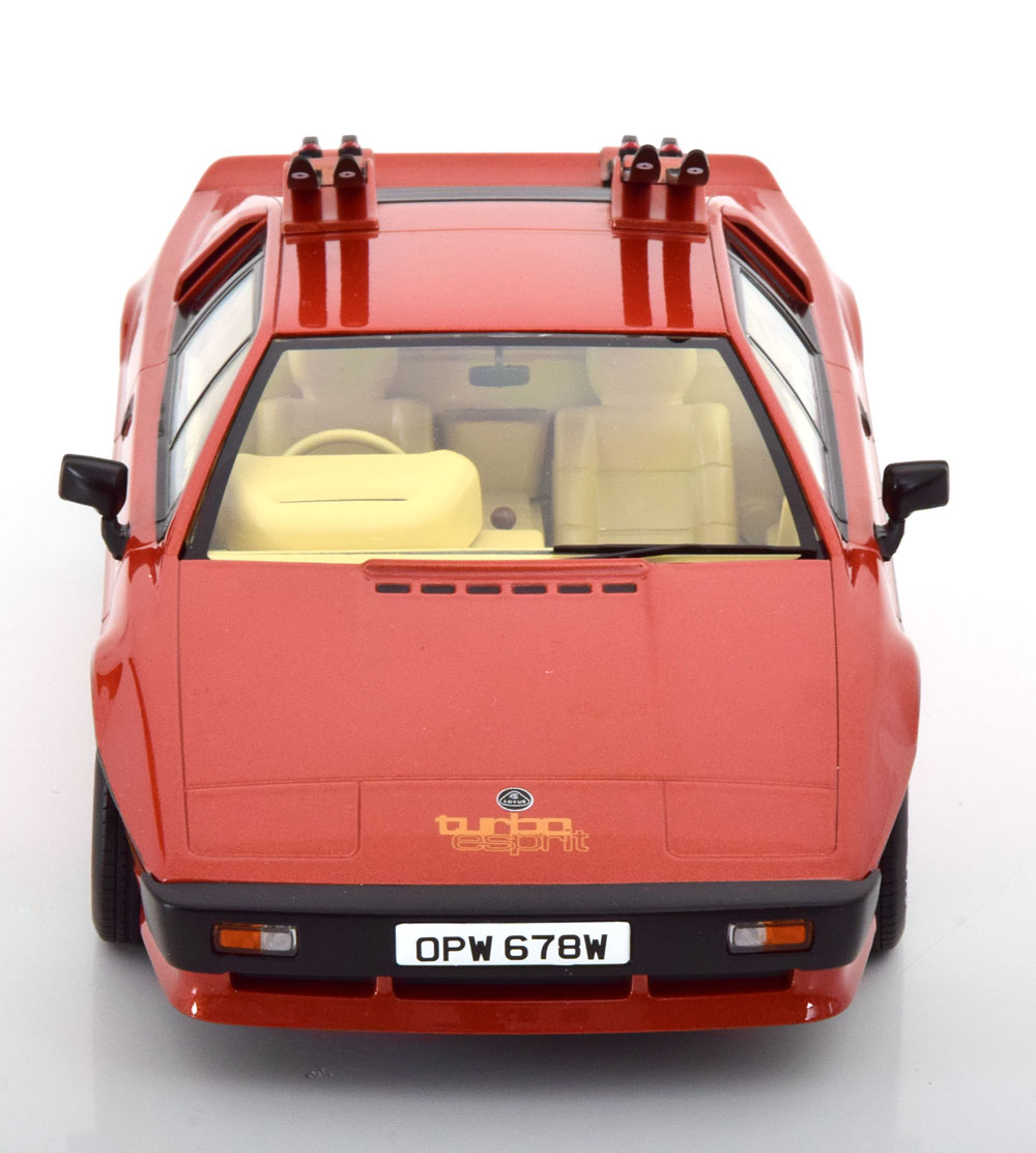 1:18 KK-Scale Lotus Esprit Turbo Movie Version with Ski 1981