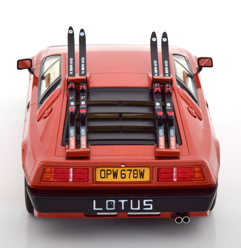 1:18 KK-Scale Lotus Esprit Turbo Movie Version with Ski 1981