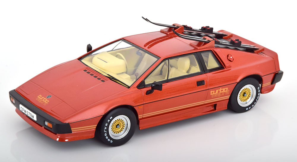 1:18 KK-Scale Lotus Esprit Turbo Movie Version with Ski 1981