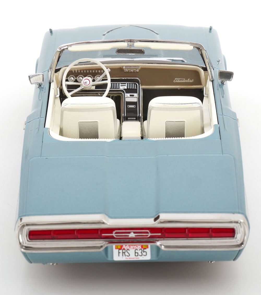 1:18 KK-Scale Ford Thunderbird Convertible Thelma und Louise 1966