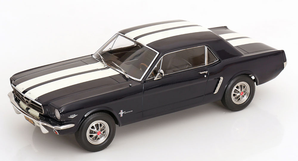 1:18 Norev Ford Mustang Hardtop Coupe 1965 darkblue/white