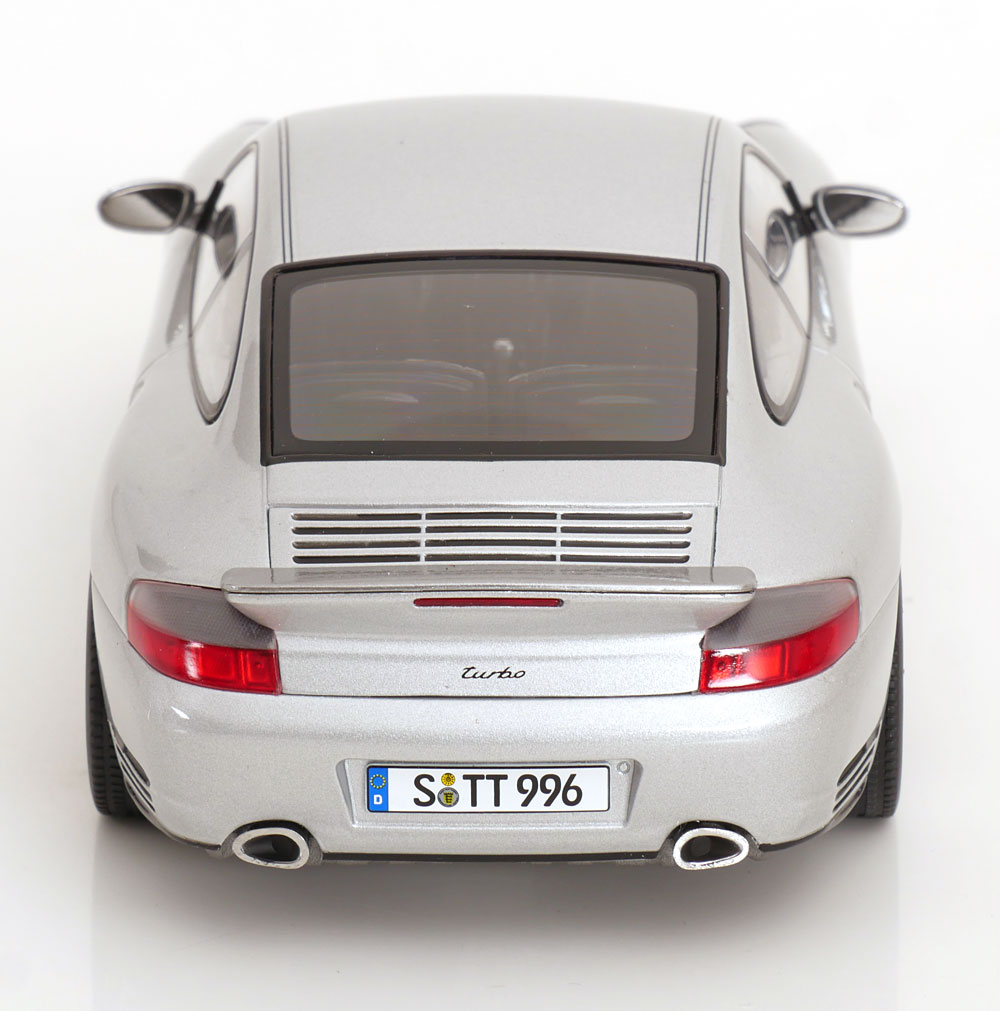 1:18 KK-Scale Porsche 911 (996) Turbo 2000 silver