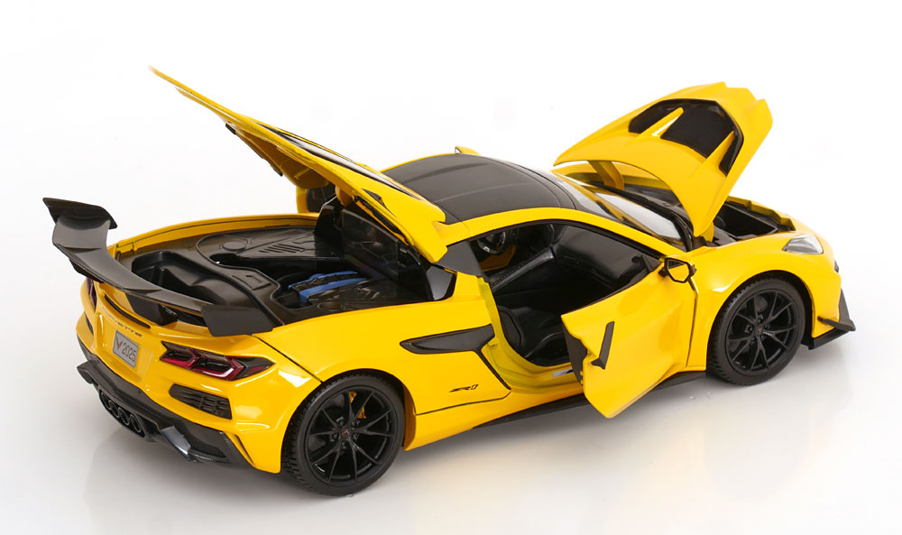 1:18 Maisto Chevrolet Corvette ZR1 Coupe 2024 yellow
