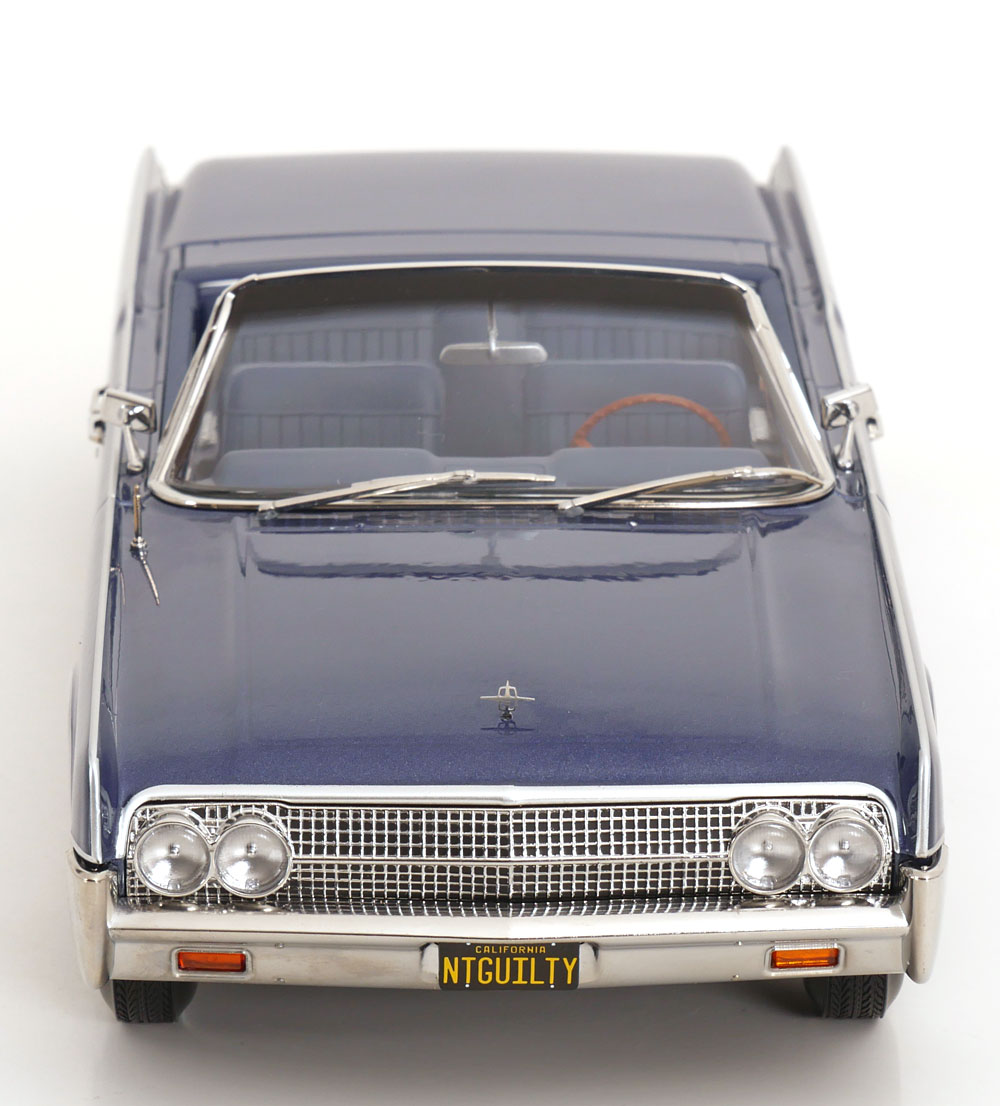 1:18 KK-Scale Lincoln Continental Cabrio TV Serie The Lincoln Lawyer